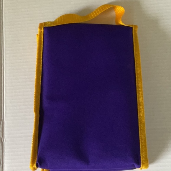 NBA Lakers Purple and Gold Lunch Bag - Picture 4 of 7